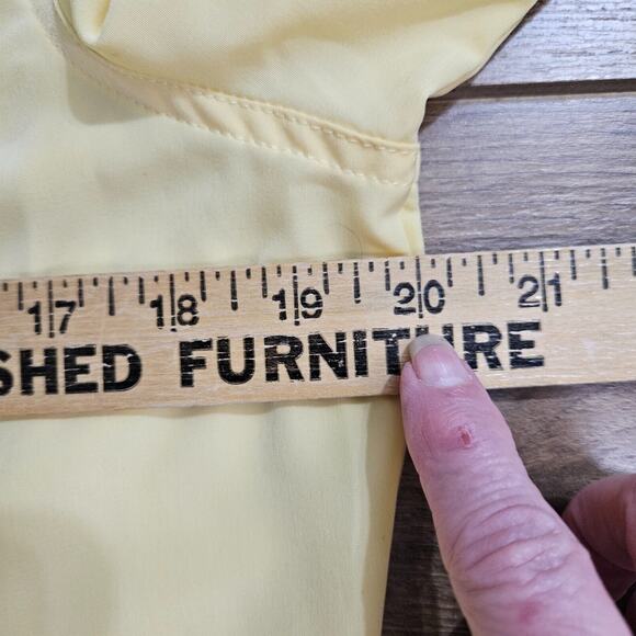 D & Co Top Womens XXS Button Front Long Sleeve Chest Pockets Yellow Minimal - Picture 8 of 11